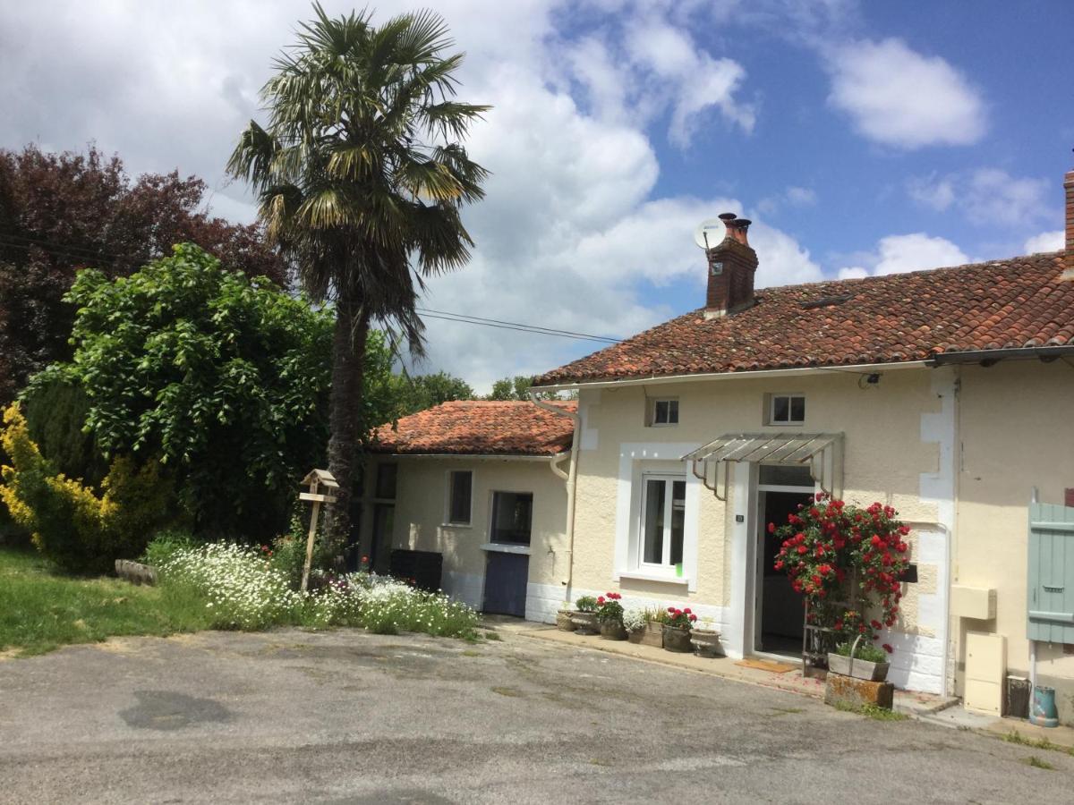 The Little House Vila Mezieres-sur-Issoire Exterior foto